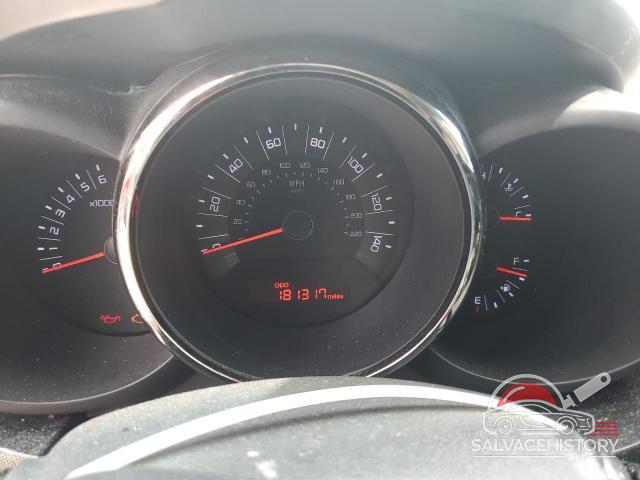 KNDJT2A25B7304927 2011 KIA SOUL photo no. 9