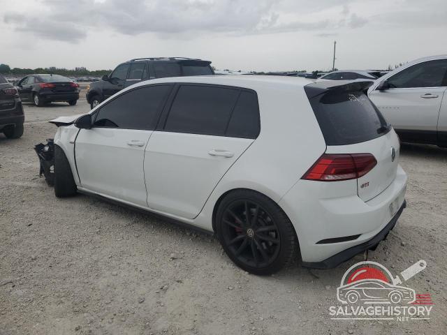 3VW5T7AU5MM008439 2021 VOLKSWAGEN GTI photo no. 2