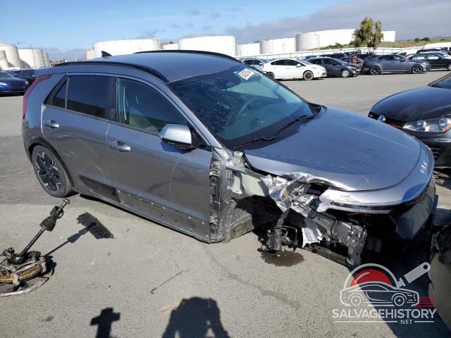 KNDCR3L11P5029593 2023 KIA NIRO WIND photo no. 4
