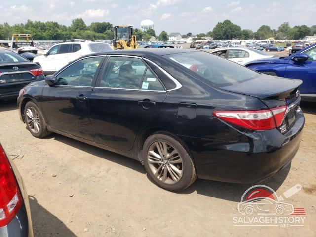 4T1BF1FK6HU657861 2017 TOYOTA CAMRY photo no. 2
