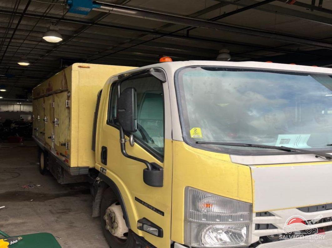 54DC4W1B9JS801354 2018 ISUZU NPR HD photo no. 3