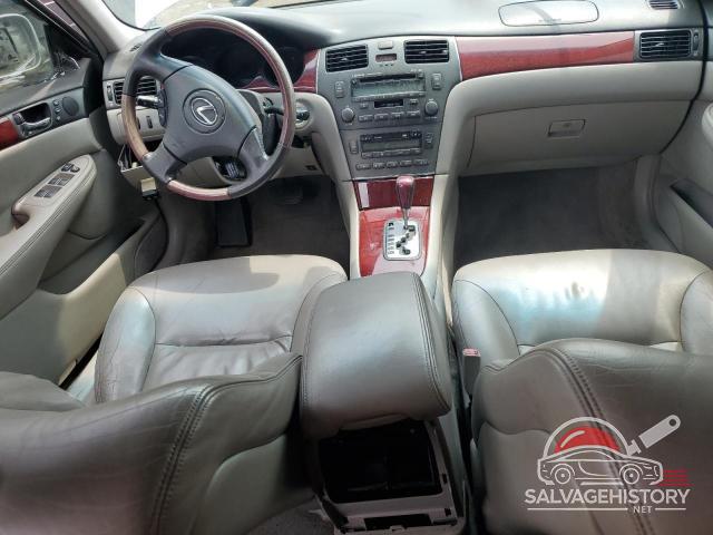 JTHBF30GX20035975 2002 LEXUS ES300 photo no. 8