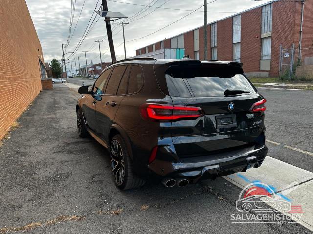 5YMJU0C09N9K13947 2022 BMW X5 photo no. 3