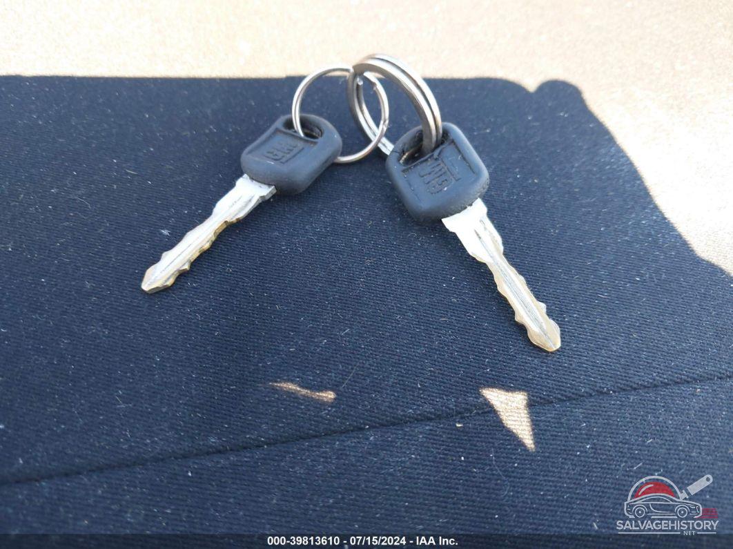 1G1JC124X27471030 2002 CHEVROLET CAVALIER photo no. 11