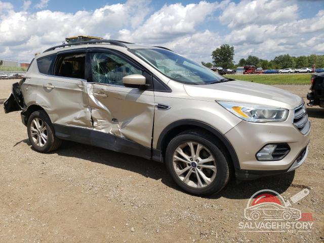 1FMCU9GD9HUB16649 2017 FORD ESCAPE photo no. 4