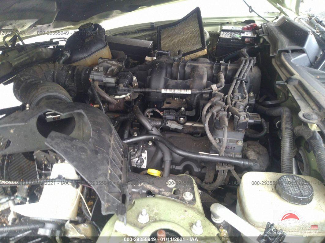 1ZVFT84N555231571 2005 FORD MUSTANG photo no. 10
