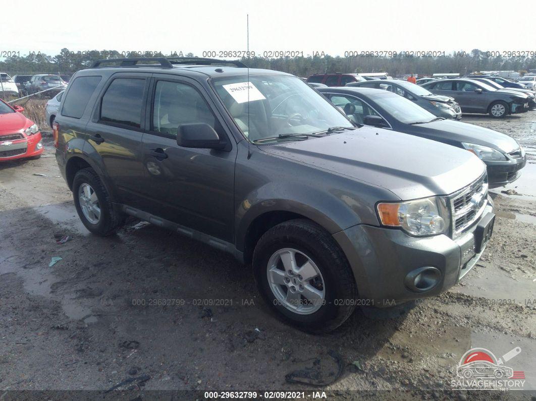 1FMCU03709KD16246 2009 FORD ESCAPE photo no. 18