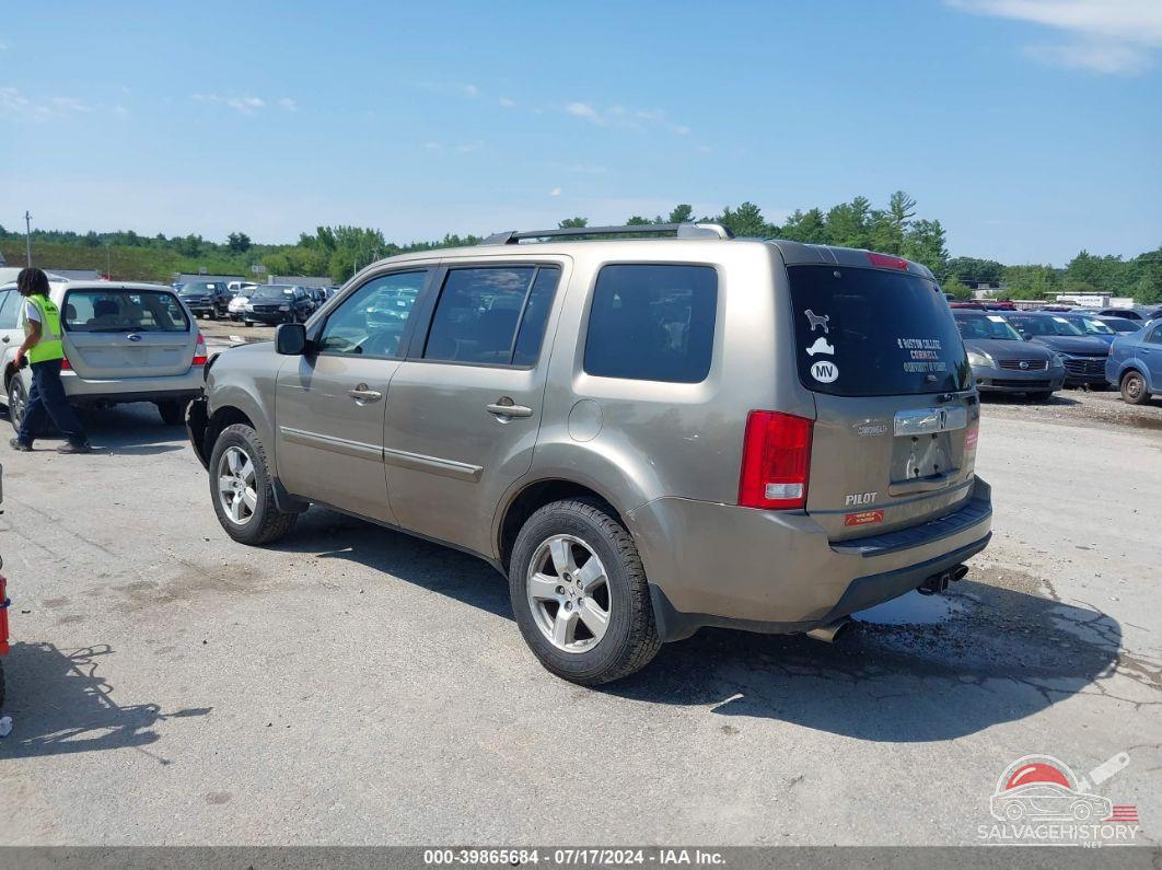 5FNYF4H58AB039625 2010 HONDA PILOT photo no. 3