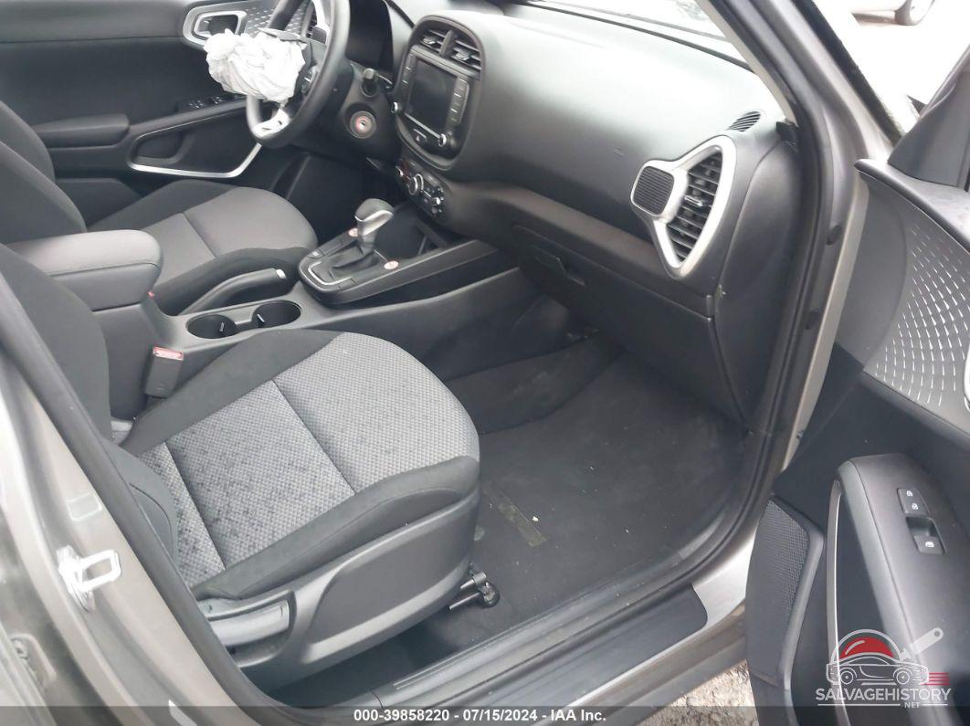 KNDJ23AU9P7876892 2023 KIA SOUL photo no. 5