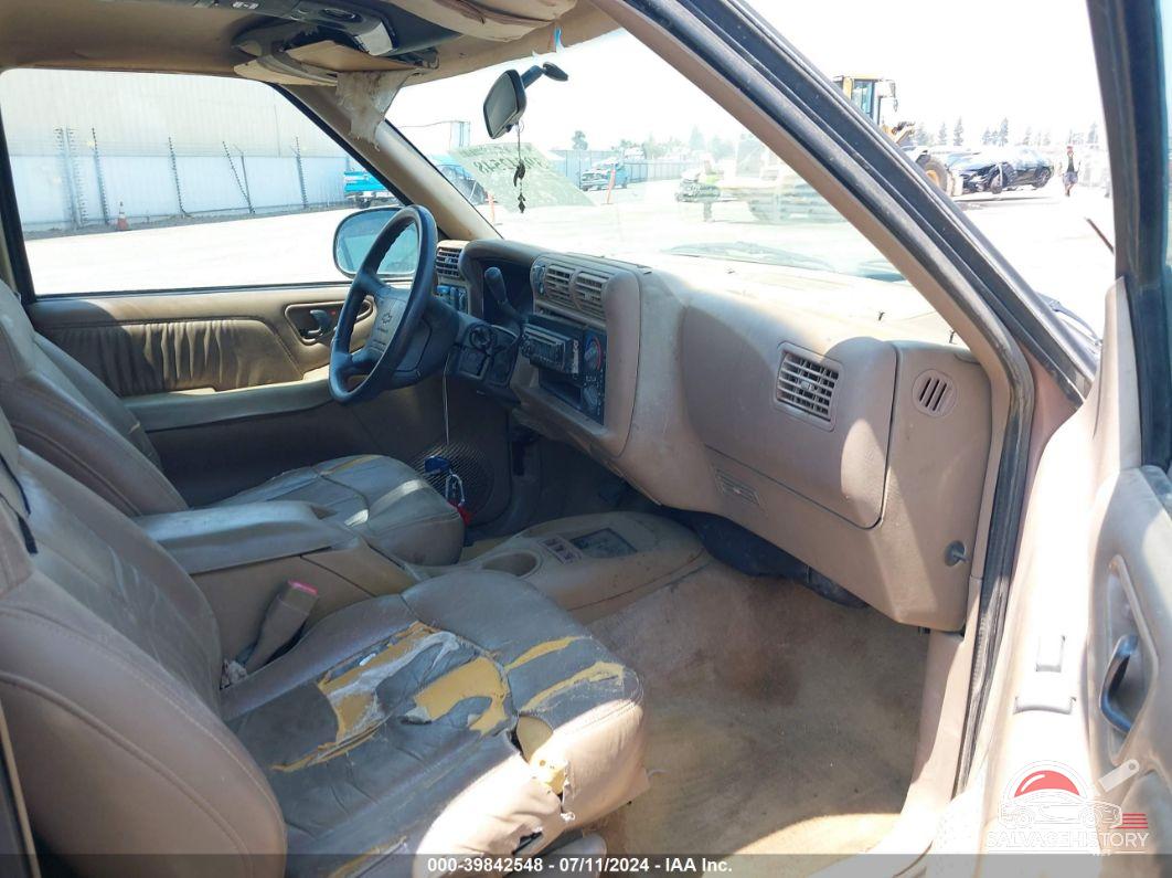 1GNDT13W9T2220977 1996 CHEVROLET BLAZER photo no. 5