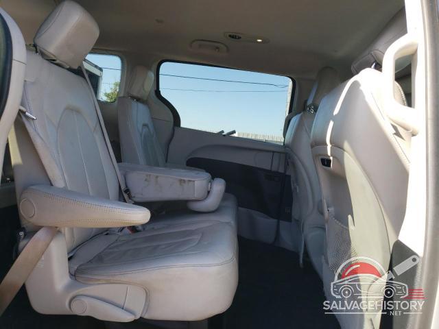 2C4RC1BG7JR270588 2018 CHRYSLER PACIFICA photo no. 11