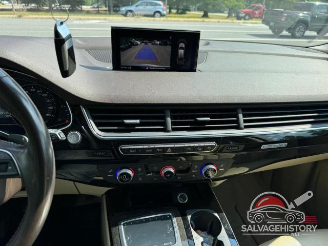 WA1AAAF70KD007838 2019 AUDI Q7 photo no. 9