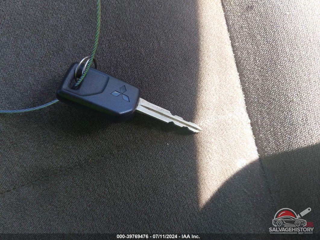 JA4MT31H6YP028574 2000 MITSUBISHI MONTERO SPORT photo no. 11