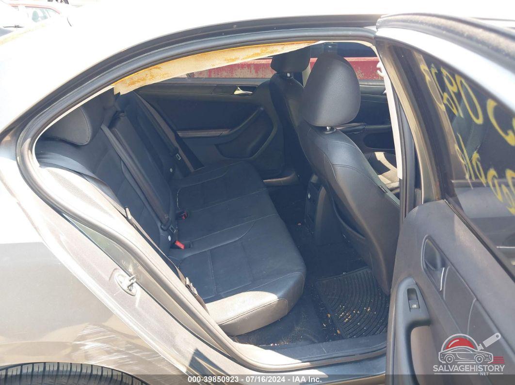 3VWDZ7AJ5BM398603 2011 VOLKSWAGEN JETTA photo no. 8