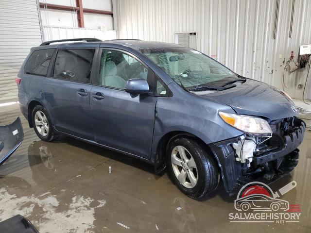 5TDKZ3DC1HS885502 2017 TOYOTA All Models photo no. 4