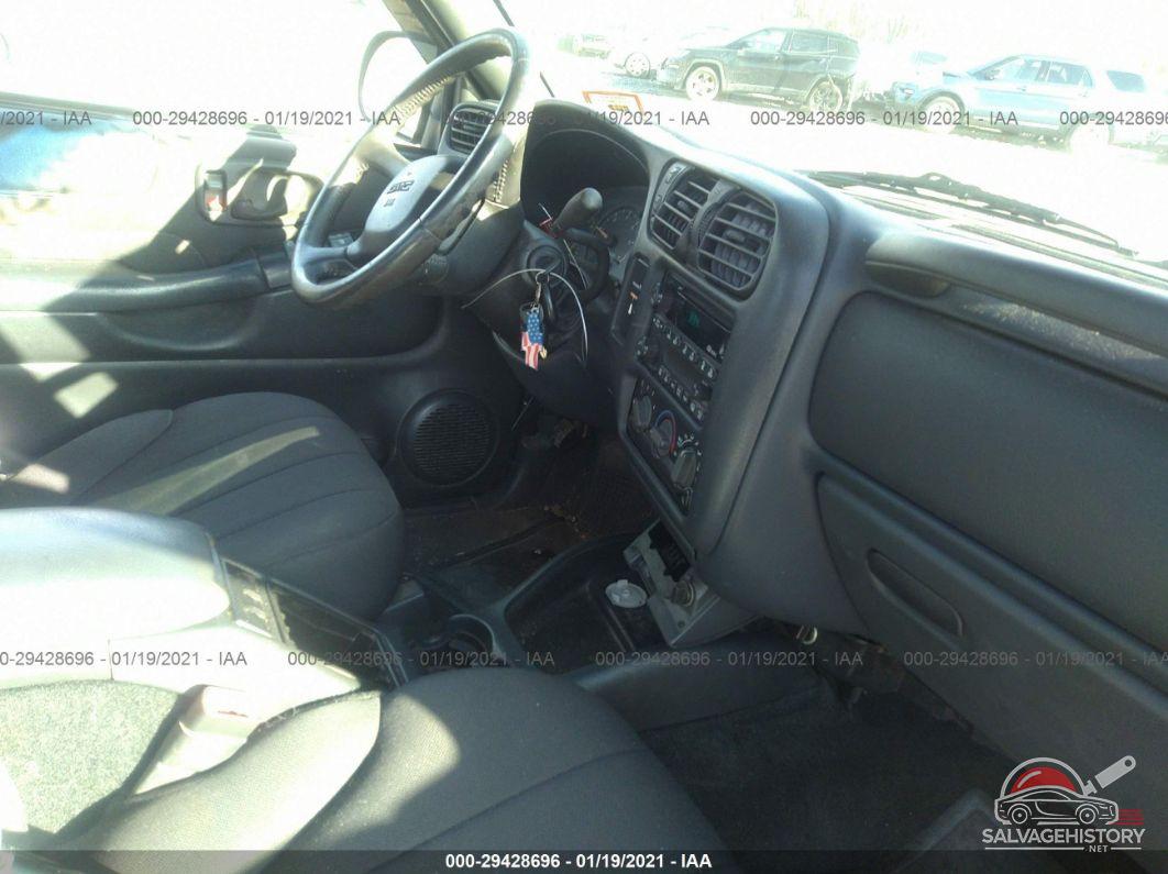 1GTDT19X838264846 2003 GMC SONOMA photo no. 5