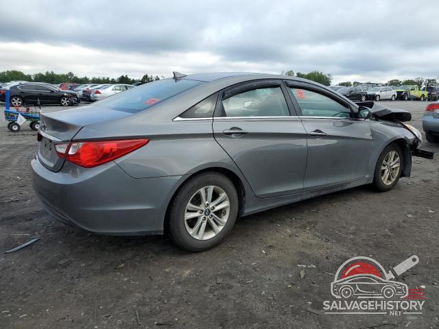 5NPEB4AC6DH618125 2013 HYUNDAI SONATA photo no. 3