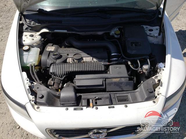 YV1672MS9B2549498 2011 VOLVO S40 photo no. 11