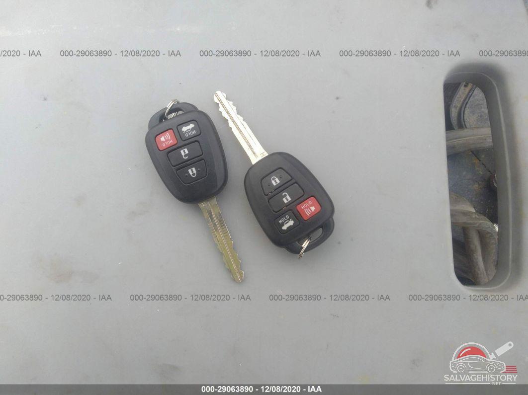 2T1BURHE8JC979582 2018 TOYOTA COROLLA photo no. 11
