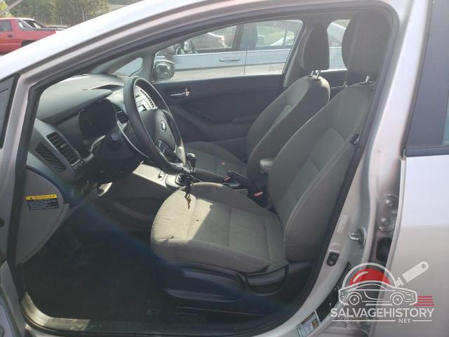 KNAFK4A62G5612936 2016 KIA FORTE photo no. 7