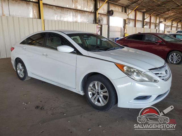 5NPEB4AC0DH754198 2013 HYUNDAI SONATA photo no. 4