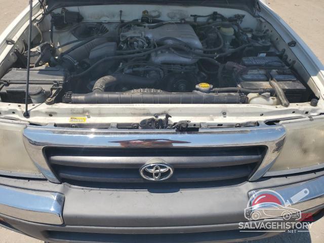 4TAWN72N3YZ681321 2000 TOYOTA TACOMA photo no. 11