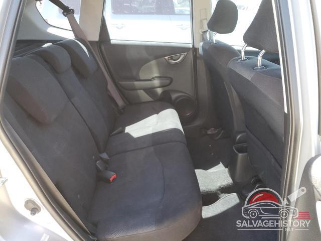 JHMGE8H56BC026276 2011 HONDA FIT photo no. 10