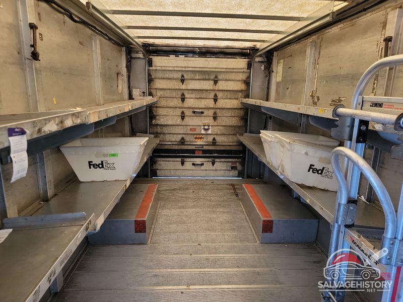 4UZAANBW31CH53004 2001 FREIGHTLINER CHASSIS photo no. 7