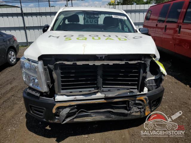 1N6AA1R81HN571122 2017 NISSAN TITAN photo no. 5