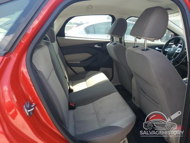 1FAHP3F24CL420667 2012 FORD FOCUS photo no. 10