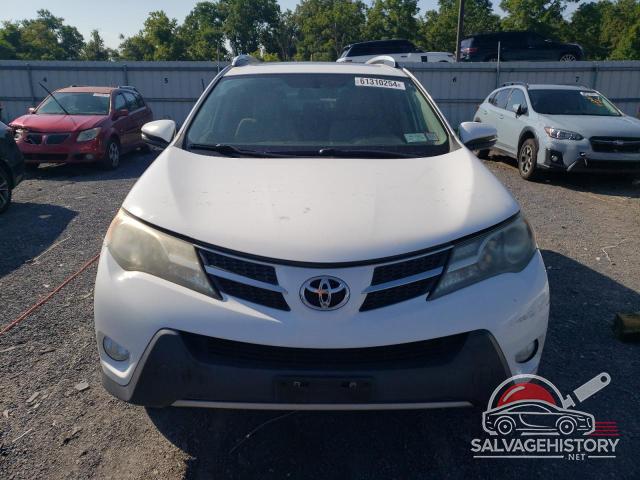 2T3RFREV7FW371109 2015 TOYOTA RAV4 photo no. 5