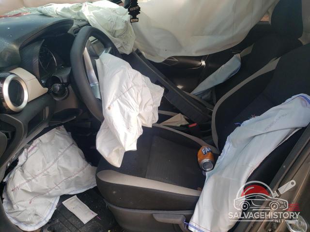 3N1CN8EVXML885899 2021 NISSAN VERSA photo no. 7