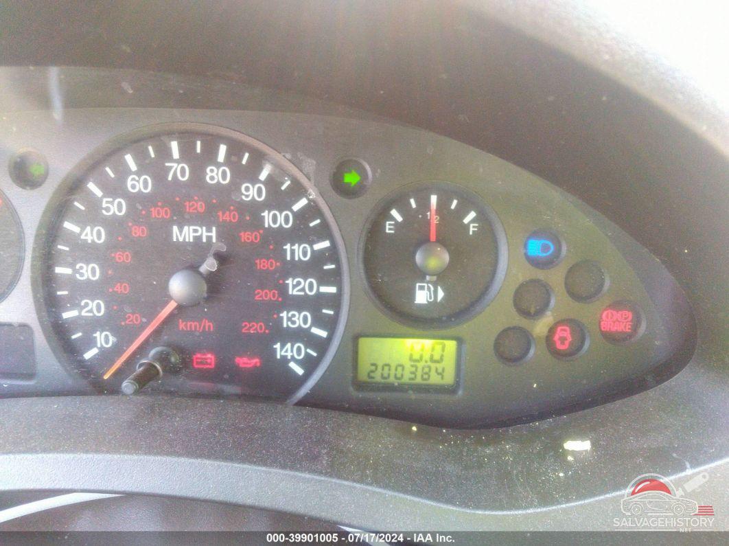 3FAFP31N95R157203 2005 FORD FOCUS photo no. 7