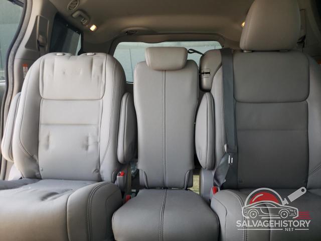 5TDYZ3DC1HS802273 2017 TOYOTA All Models photo no. 10