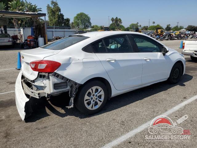 1G1BJ5SM8K7104113 2019 CHEVROLET CRUZE photo no. 3