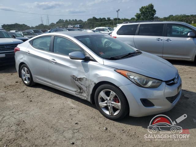 5NPDH4AE1DH242977 2013 HYUNDAI ELANTRA photo no. 4