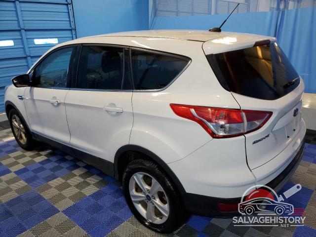 1FMCU9GXXGUA61444 2016 FORD ESCAPE photo no. 2