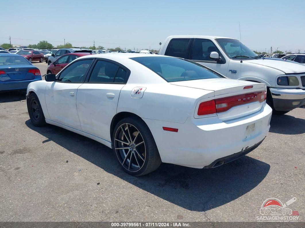 2C3CDXAT6DH679801 2013 DODGE CHARGER photo no. 3