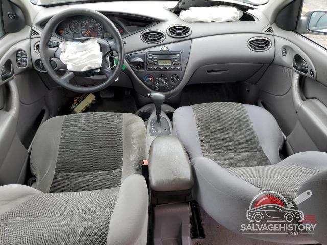 1FAFP36334W137483 2004 FORD FOCUS photo no. 8
