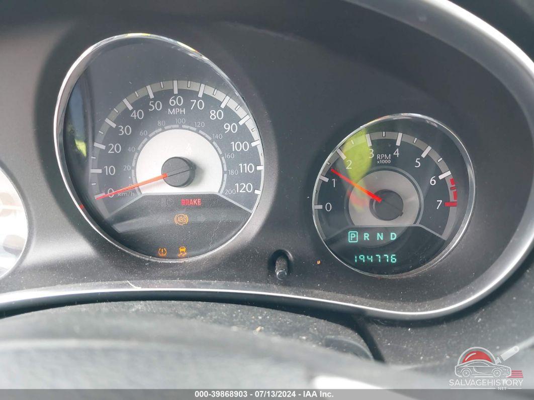 1C3BC1FG2BN538865 2011 CHRYSLER 200 photo no. 7