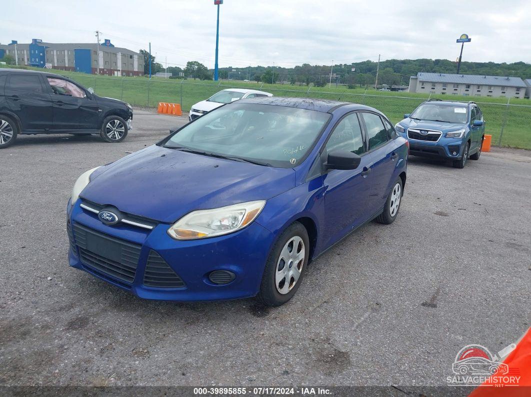 1FAHP3E21CL265707 2012 FORD FOCUS photo no. 2