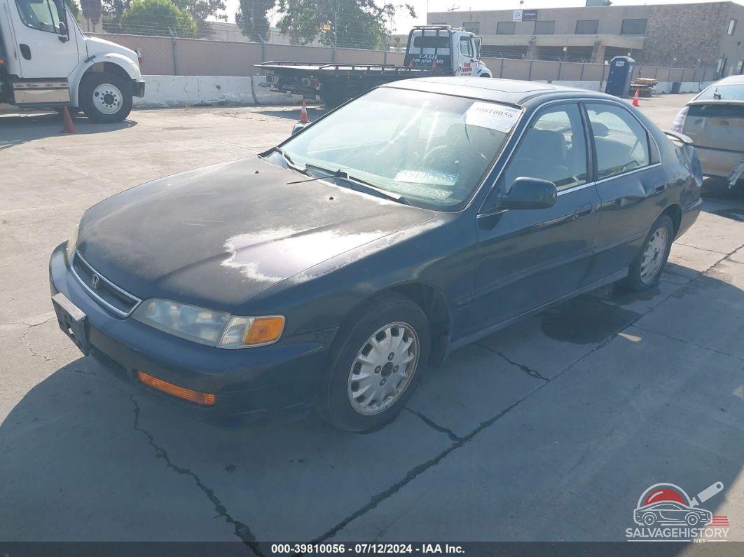 1HGCD5652VA011182 1997 HONDA ACCORD photo no. 2