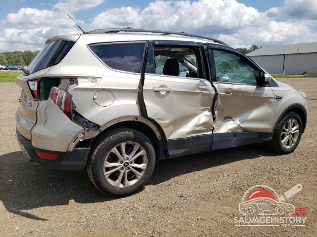 1FMCU9GD9HUB16649 2017 FORD ESCAPE photo no. 3