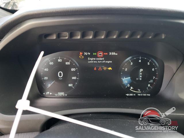 YV4102PK5L1564732 2020 VOLVO XC90 photo no. 9
