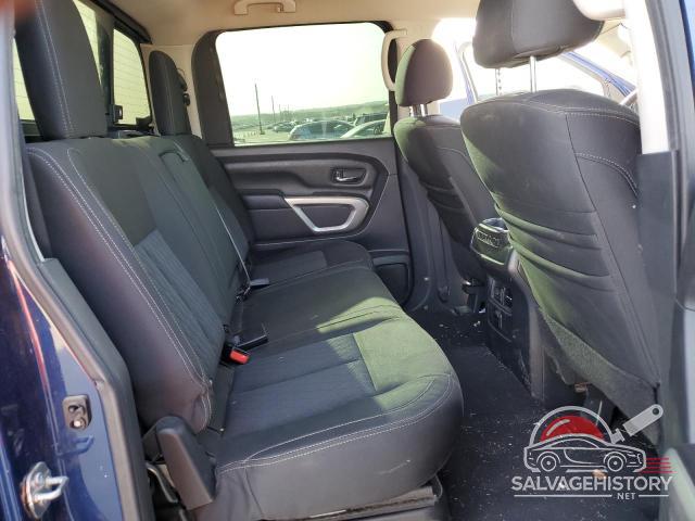 1N6AA1F22HN553678 2017 NISSAN TITAN photo no. 10