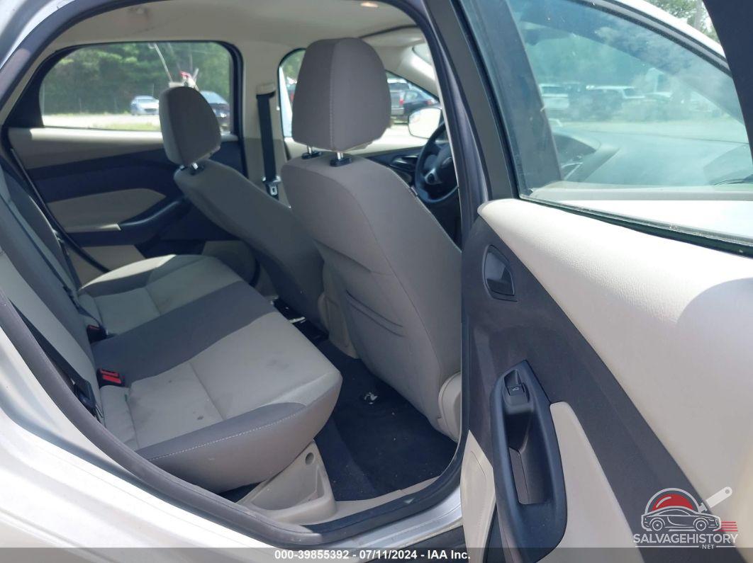 1FAHP3F24CL456861 2012 FORD FOCUS photo no. 8
