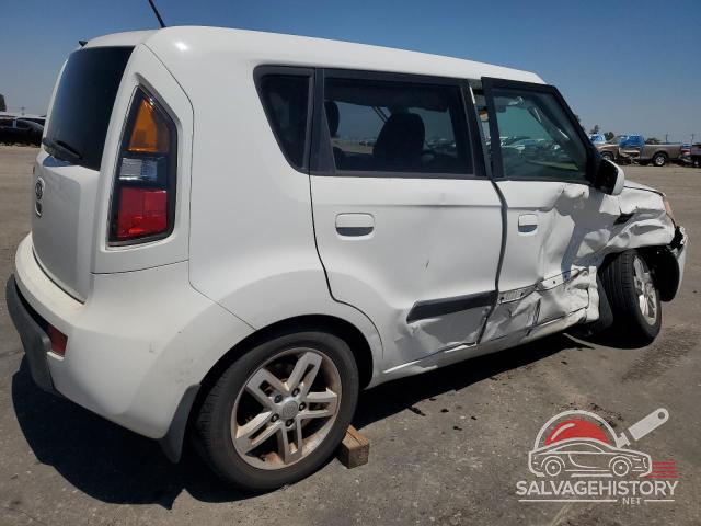 KNDJT2A27A7060924 2010 KIA SOUL photo no. 3