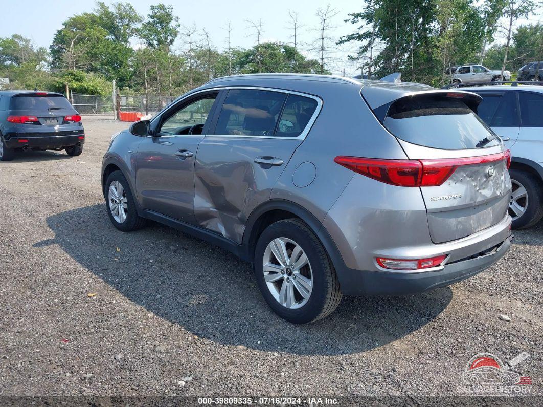 KNDPMCAC4J7440163 2018 KIA SPORTAGE photo no. 3