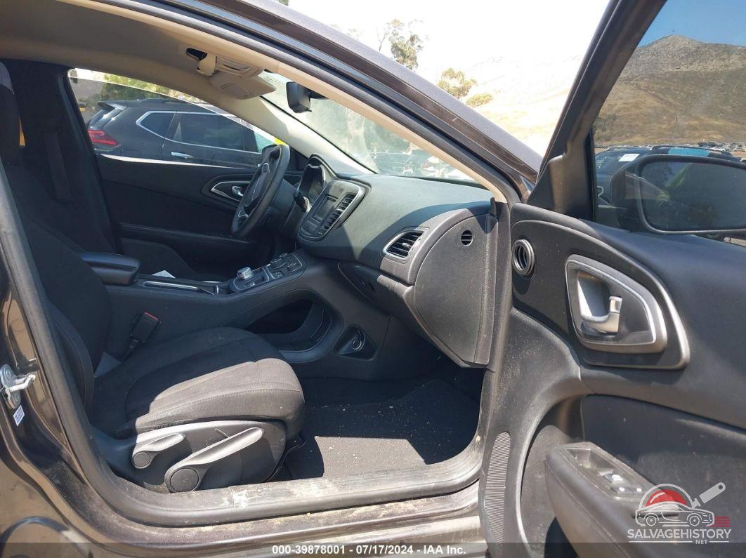 1C3CCCAB2FN562309 2015 CHRYSLER 200 photo no. 5