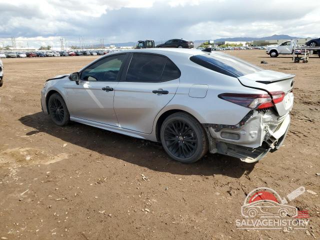 4T1G11AK9NU034970 2022 TOYOTA CAMRY photo no. 2